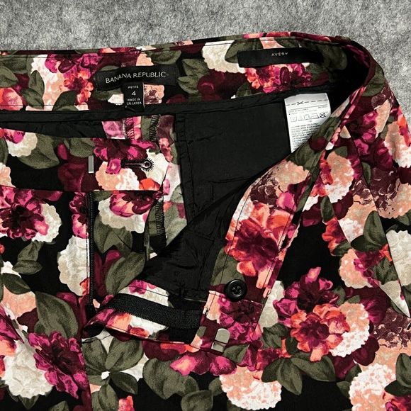 Banana Republic Pants Women's 4P Avery Allover Flower Print Cropped Multi - Picture 15 of 16
